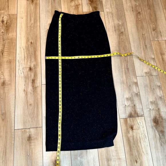 en Français By Huey Waltzer Black Shimmery Long Pull Up Evening Skirt Large - Picture 4 of 14